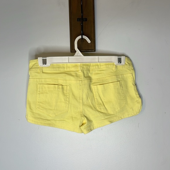 DOUBLE ZERO Yellow and Gold Studded Micro Shorts Size Medium - Picture 4 of 7